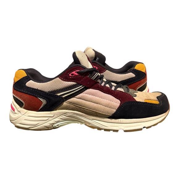 Vionic 23Walk 2.0 Women's Size 9.5 Black Pink Red Suede Sneakers - Picture 8 of 9